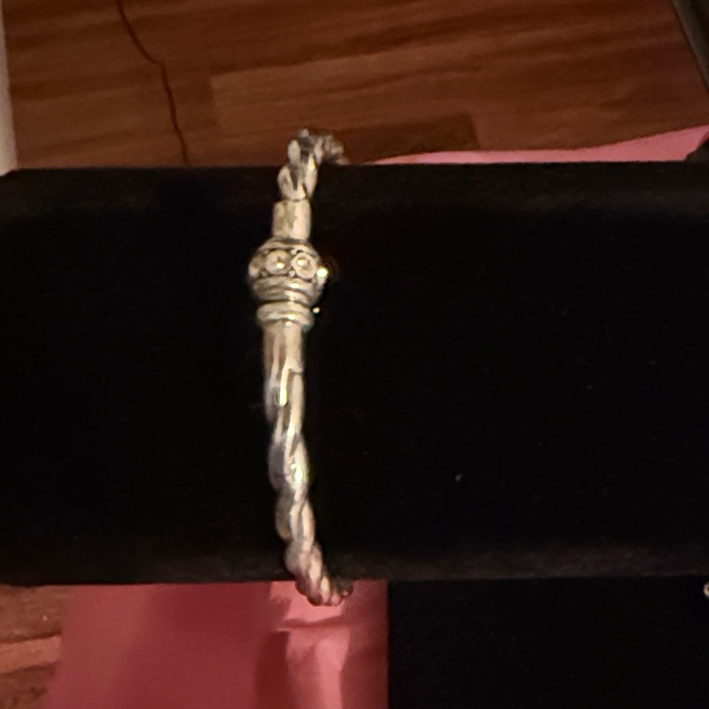 Brighton Oval Magnetic Bangle Charm Bracelet